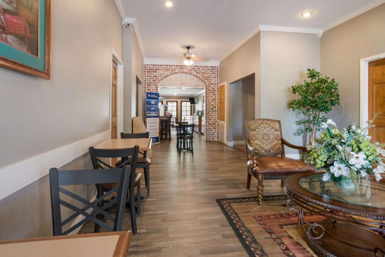 Surestay Hotel By Best Western Leesville Exterior foto